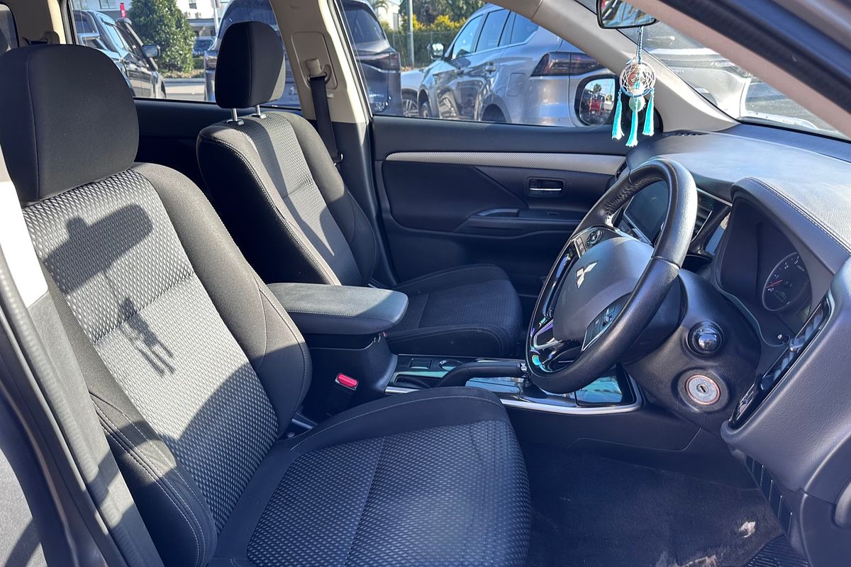 2017 Mitsubishi Outlander ES ZL