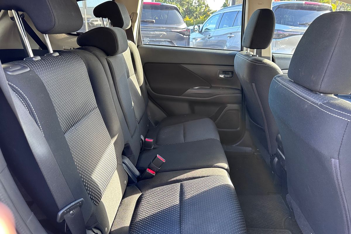 2017 Mitsubishi Outlander ES ZL
