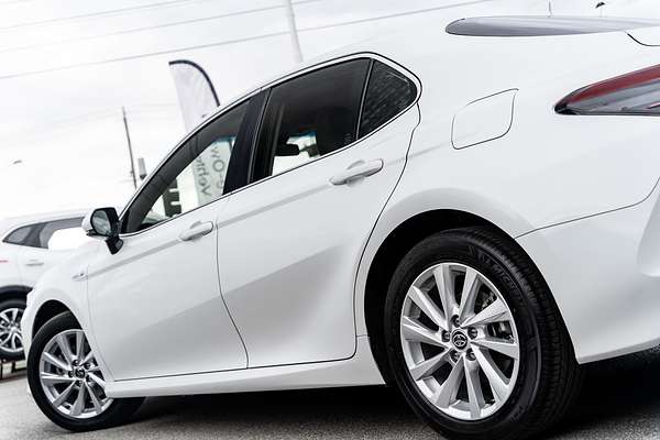 2024 Toyota Camry Ascent AXVH70R