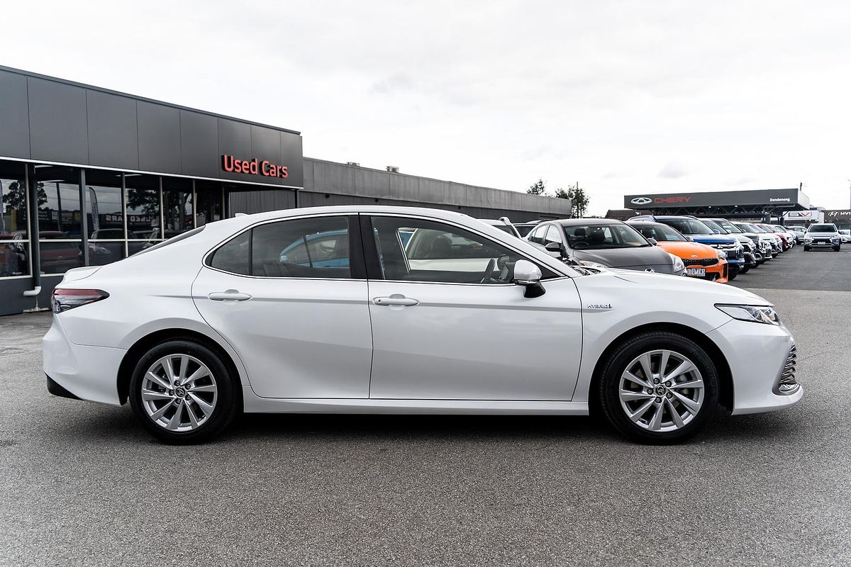 2024 Toyota Camry Ascent AXVH70R