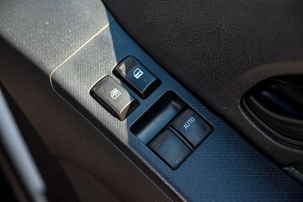 2018 Isuzu D-MAX SX High Ride Rear Wheel Drive