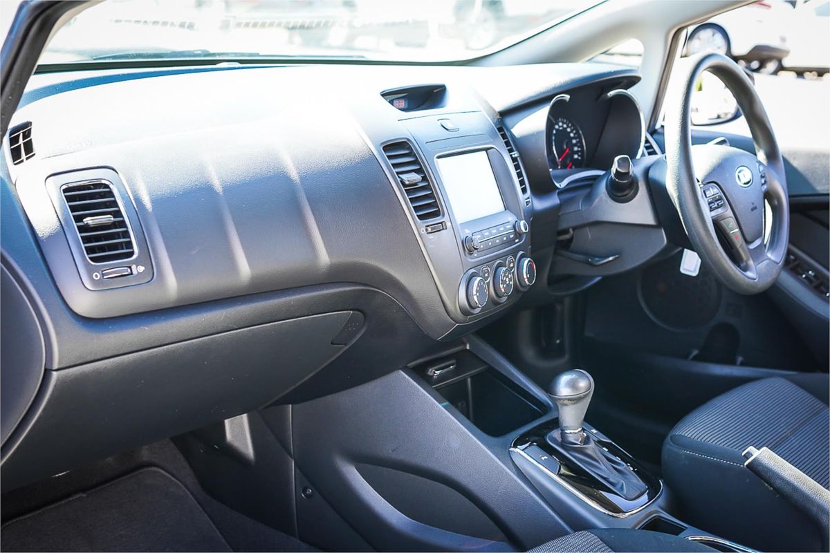 2018 Kia Cerato S YD