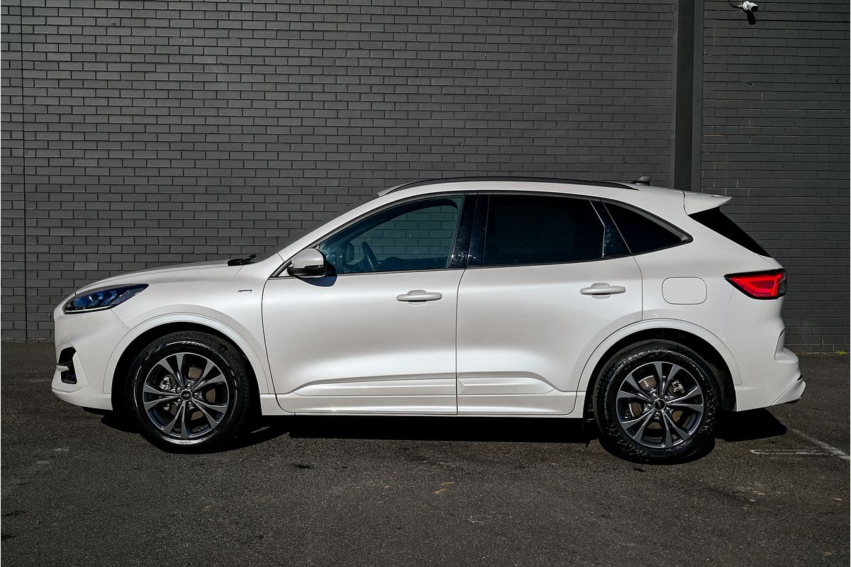 2021 Ford Escape ST-Line ZH