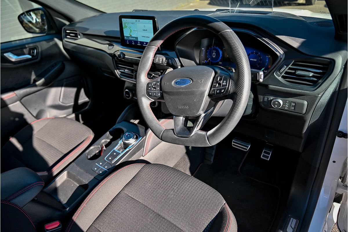 2021 Ford Escape ST-Line ZH