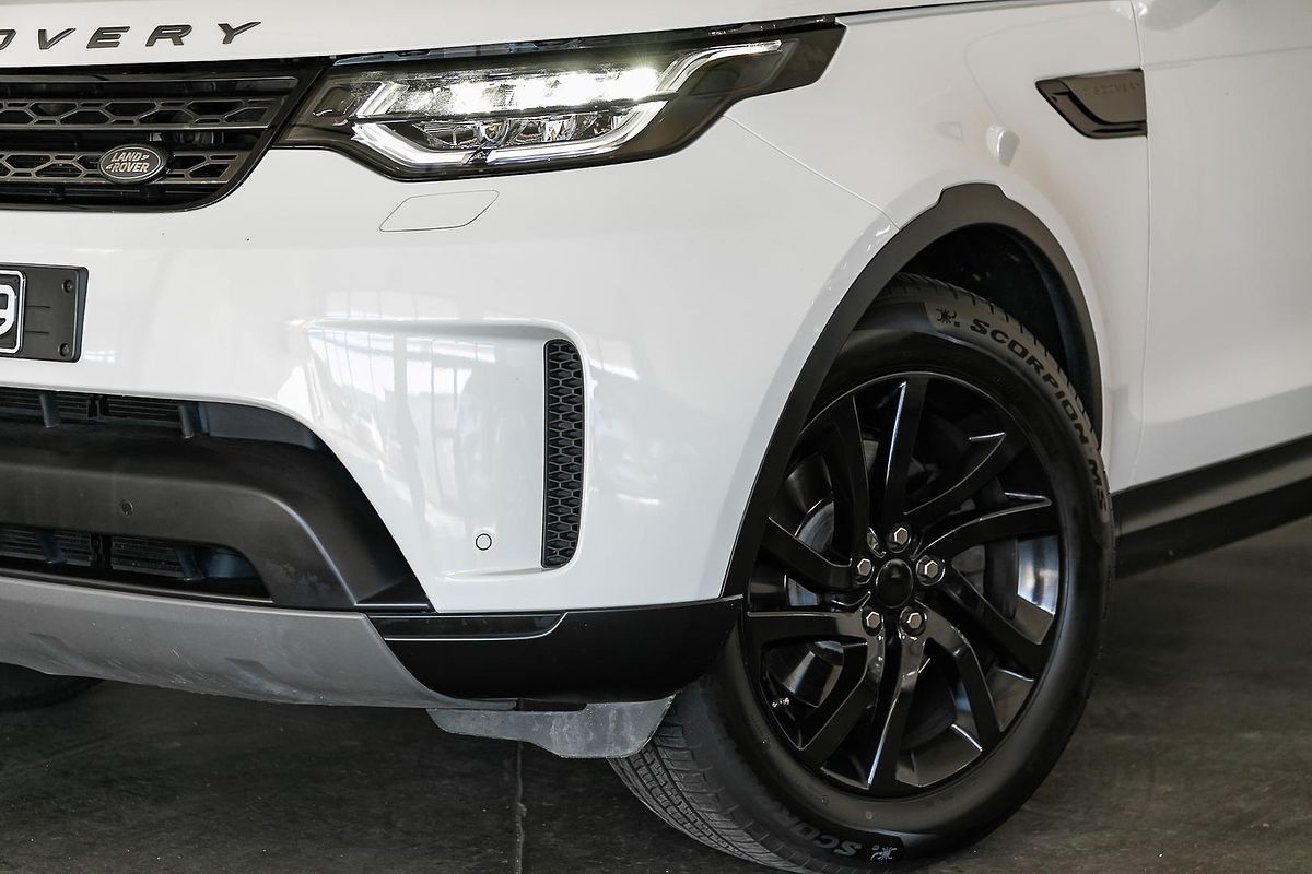 2017 Land Rover Discovery SD4 SE Series 5