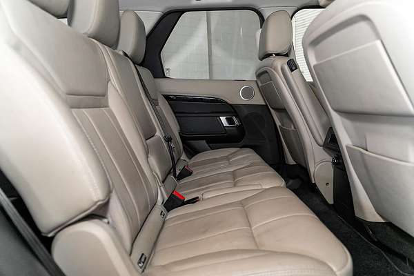 2017 Land Rover Discovery SD4 SE Series 5