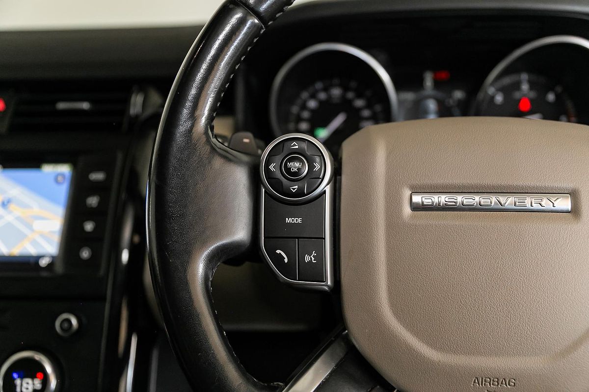 2017 Land Rover Discovery SD4 SE Series 5