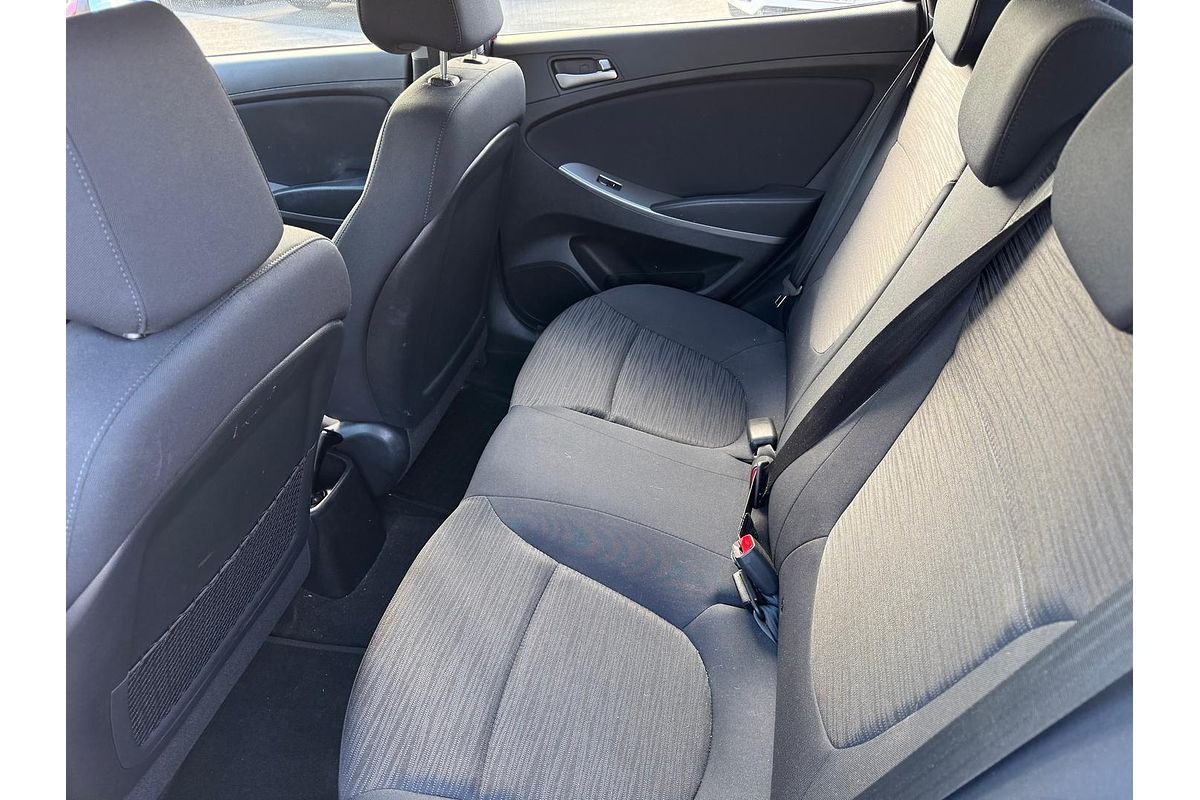 2016 Hyundai Accent Active RB3