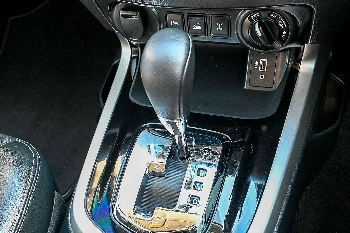 2020 Nissan Navara ST-X D23 Series 4 4X4