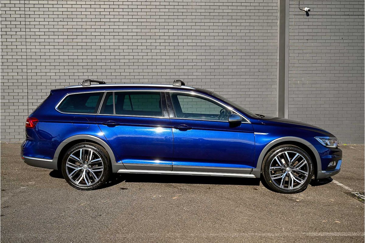2017 Volkswagen Passat Alltrack Wolfsburg Edition B8