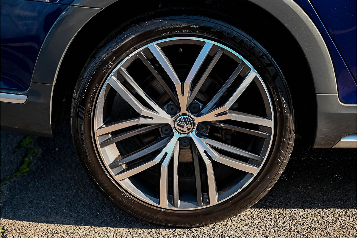 2017 Volkswagen Passat Alltrack Wolfsburg Edition B8