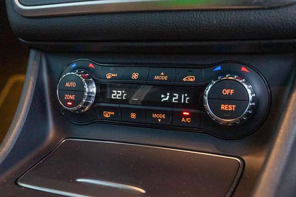 2017 Mercedes-Benz GLA-Class GLA250 X156