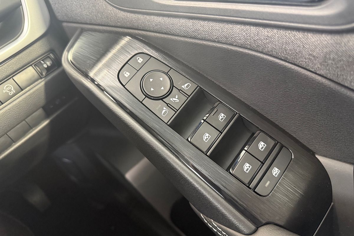 2024 Nissan QASHQAI ST-L J12