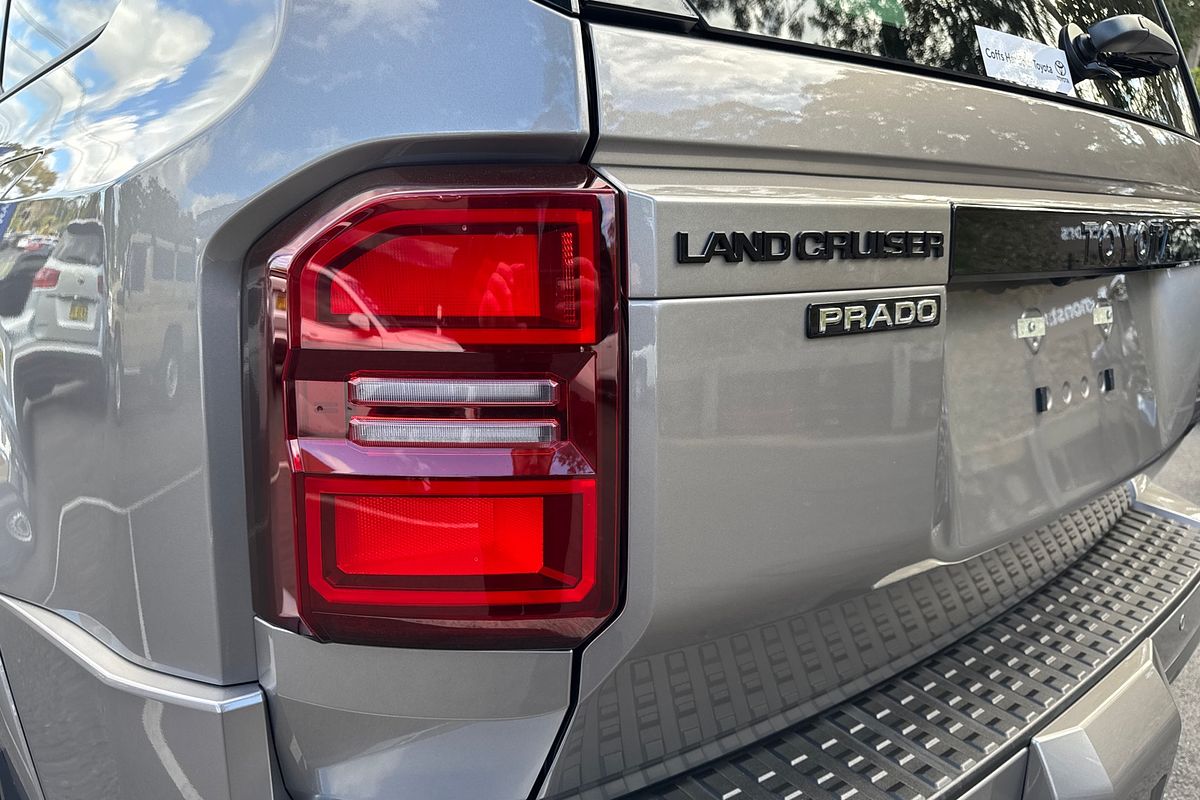 2024 Toyota Landcruiser Prado VX GDJ251R