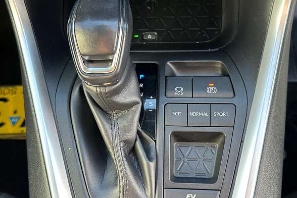 2020 Toyota RAV4 GXL AXAH52R