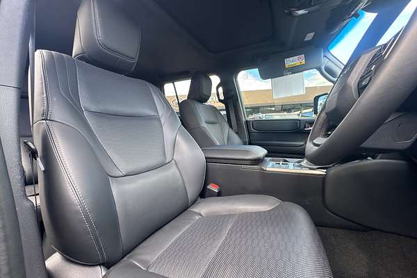 2024 Toyota Landcruiser Prado Altitude GDJ251R