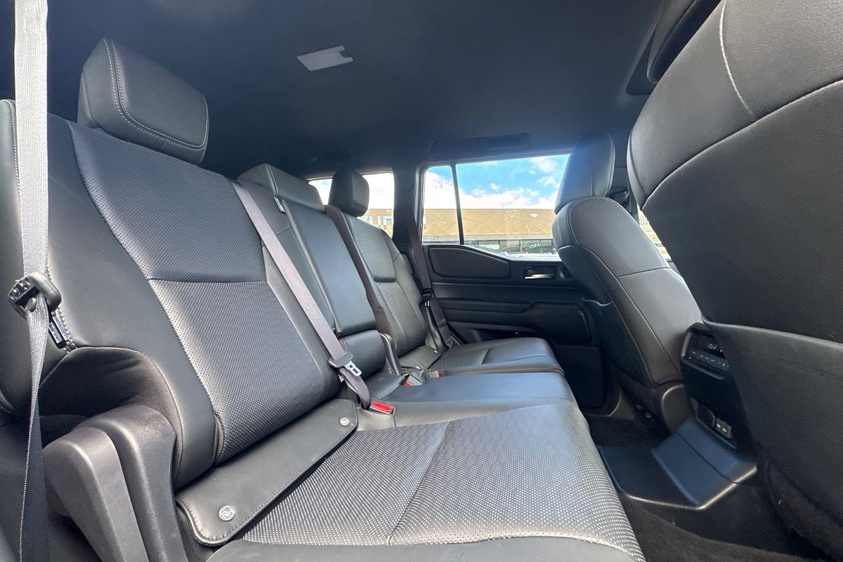 2024 Toyota Landcruiser Prado Altitude GDJ251R