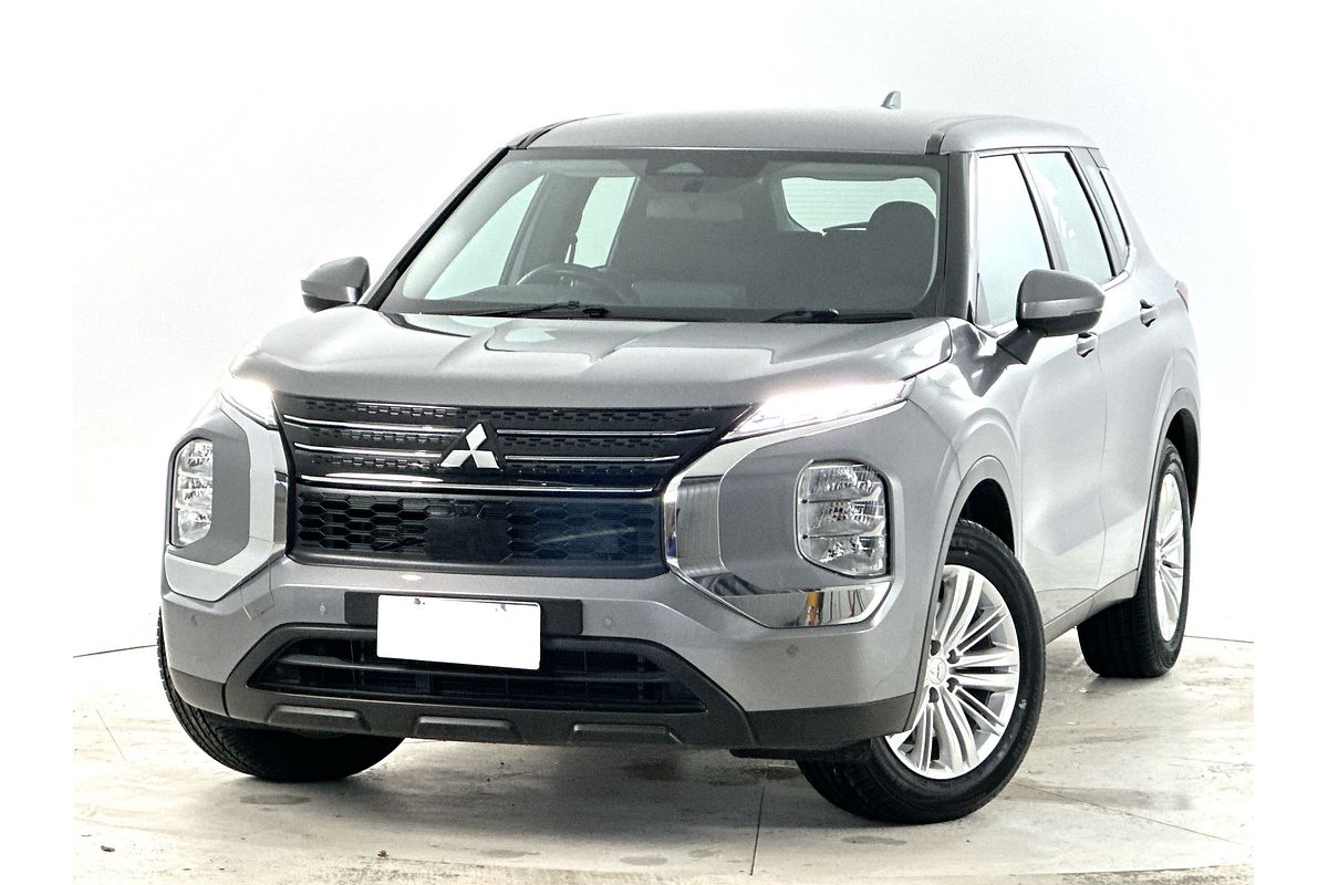 2022 Mitsubishi Outlander ES ZM