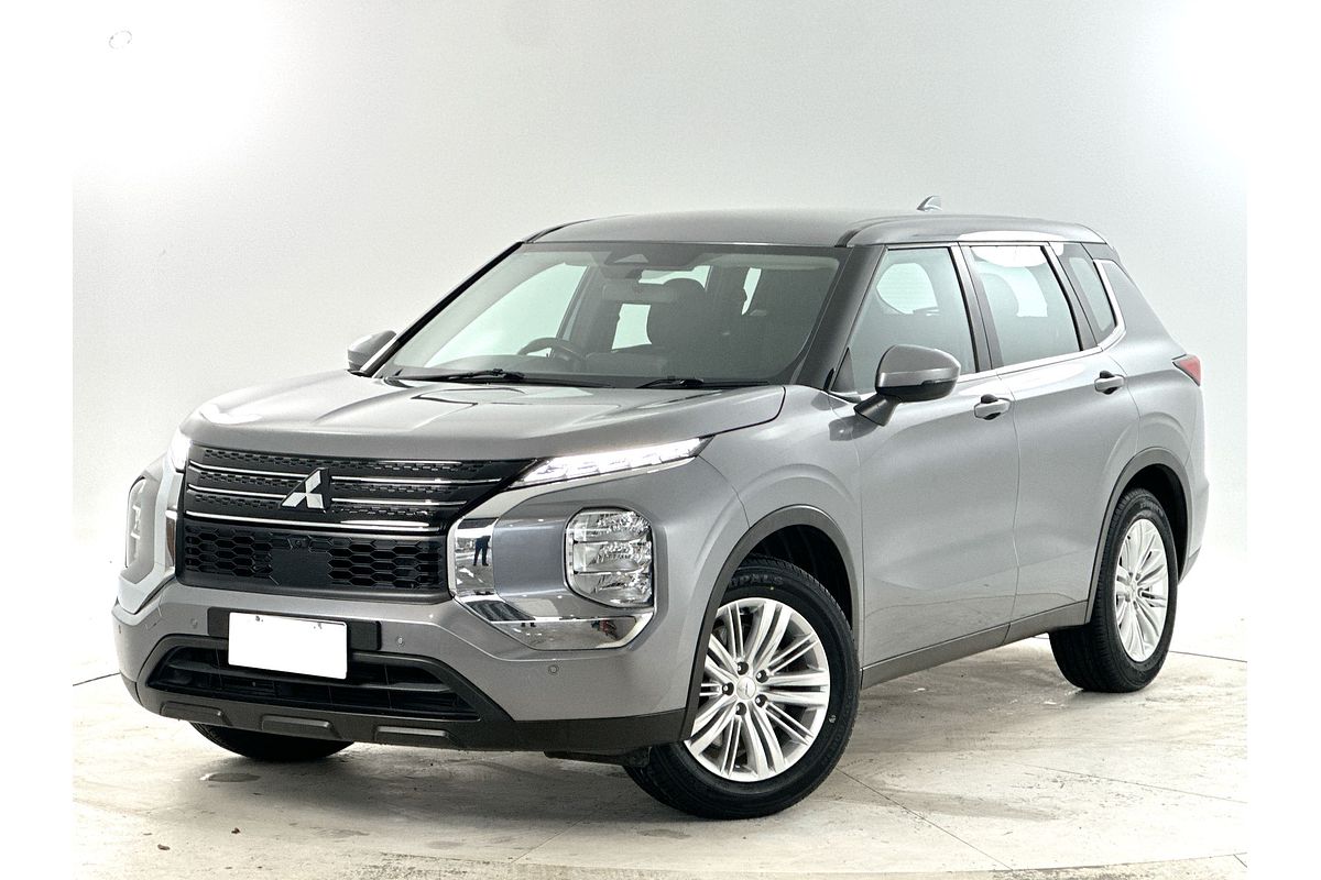 2022 Mitsubishi Outlander ES ZM