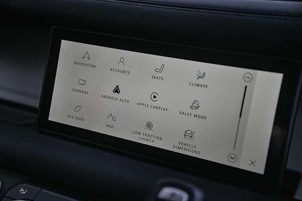 2024 Land Rover Defender 110 P400 X-Dynamic SE L663