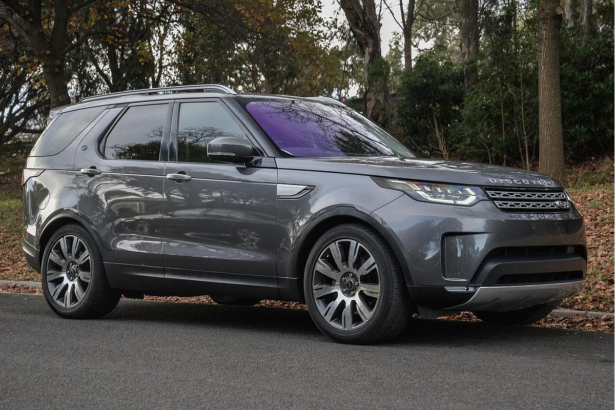 2018 Land Rover Discovery TD6 HSE Luxury Series 5