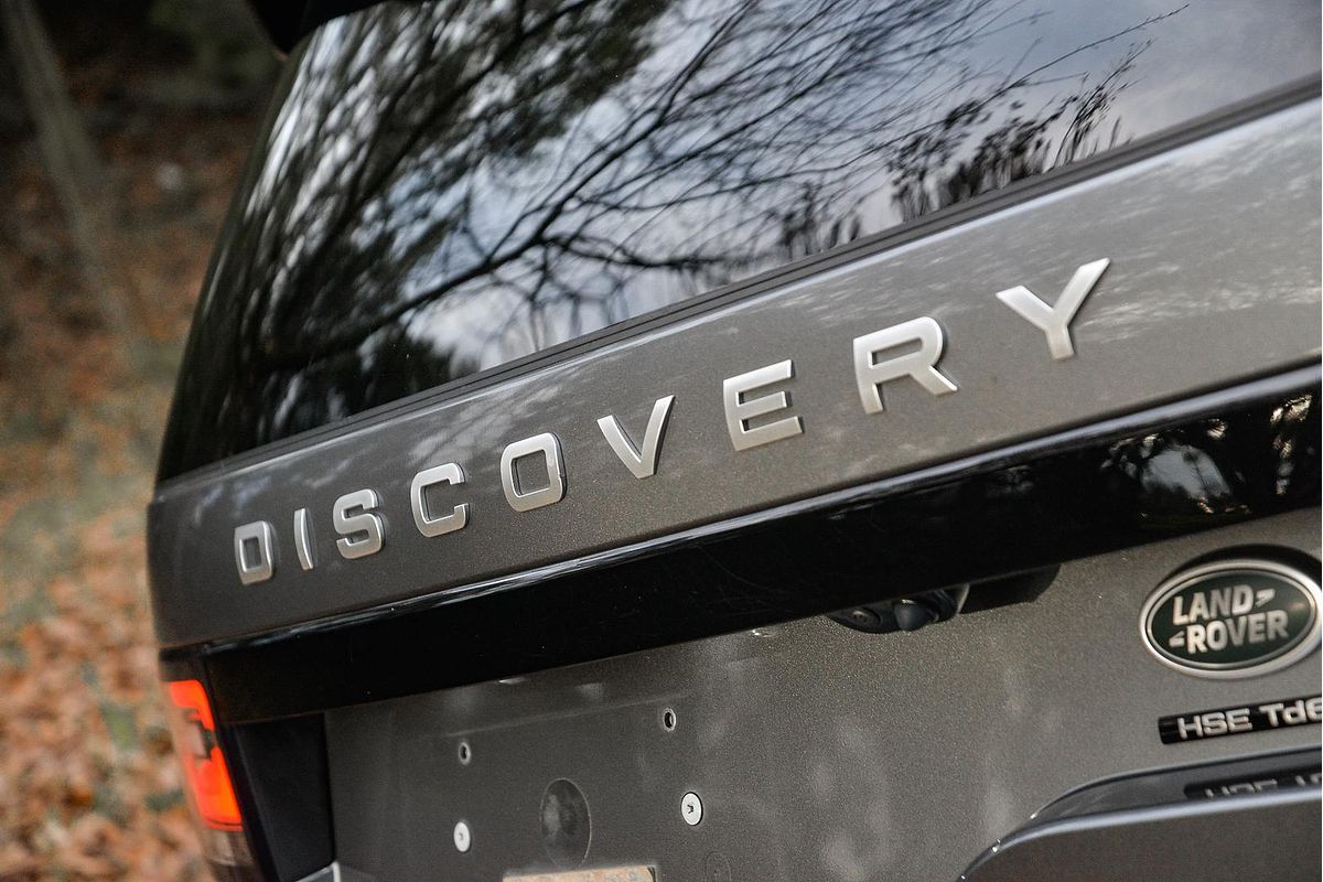 2018 Land Rover Discovery TD6 HSE Luxury Series 5