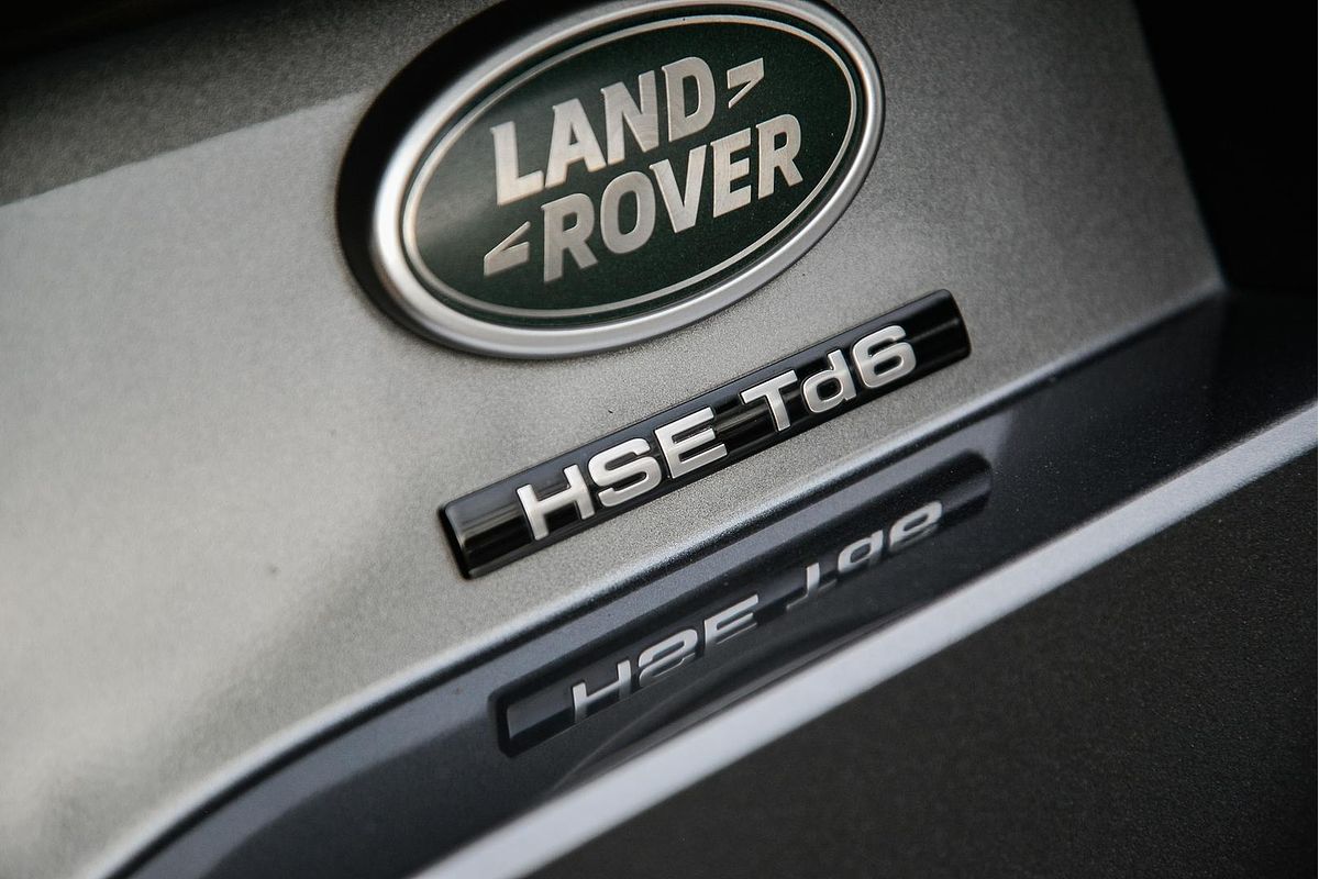 2018 Land Rover Discovery TD6 HSE Luxury Series 5