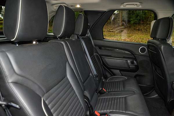 2018 Land Rover Discovery TD6 HSE Luxury Series 5