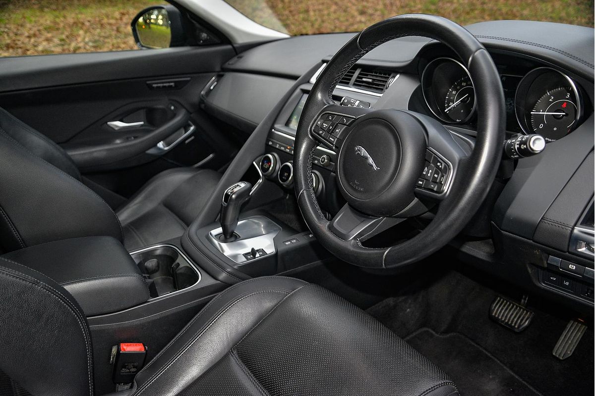 2019 Jaguar E-PACE D240 SE X540