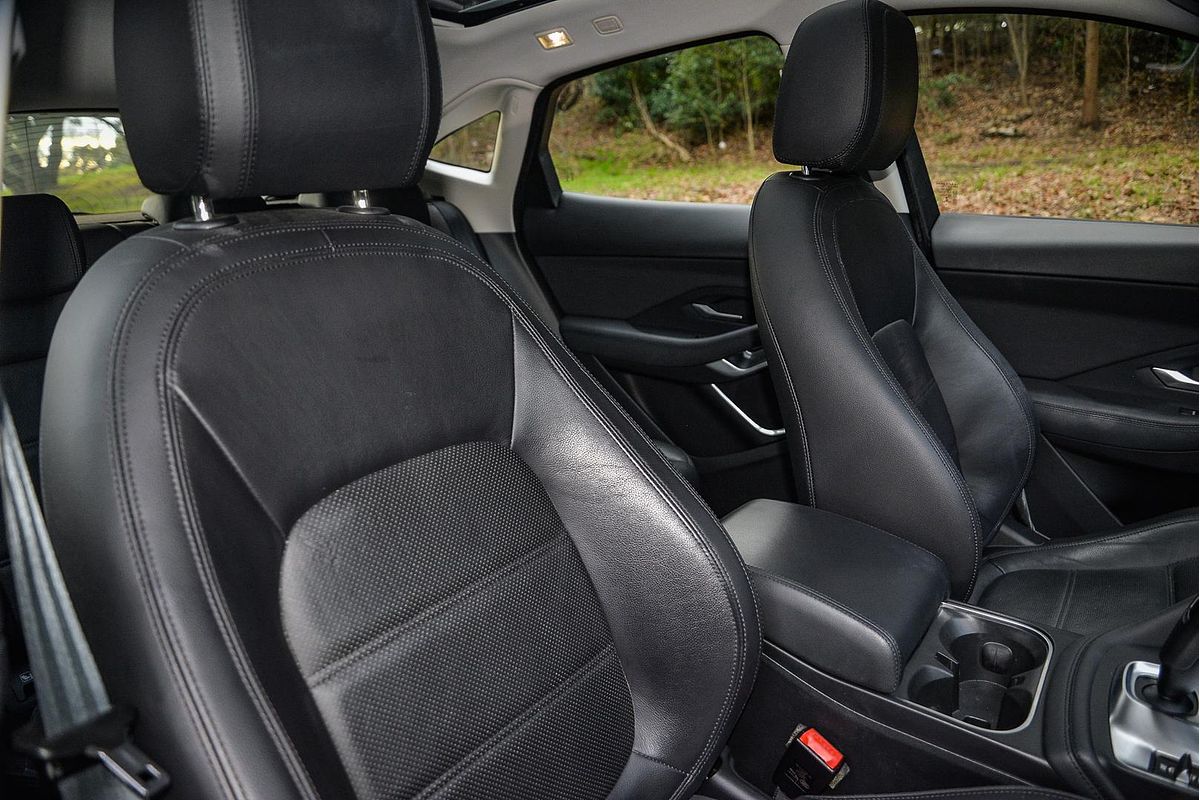 2019 Jaguar E-PACE D240 SE X540