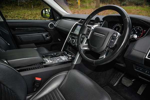 2018 Land Rover Discovery TD6 HSE Luxury Series 5