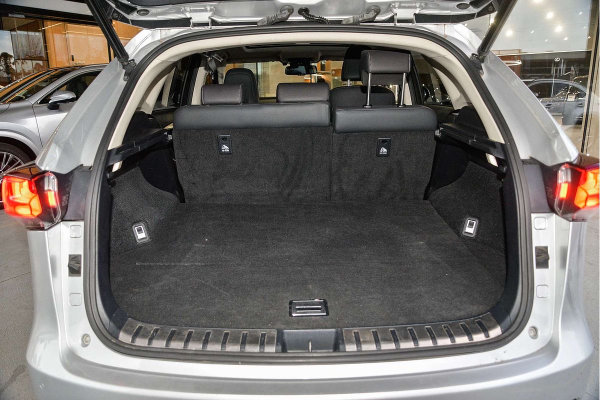 2017 Lexus NX NX300h Luxury AYZ10R