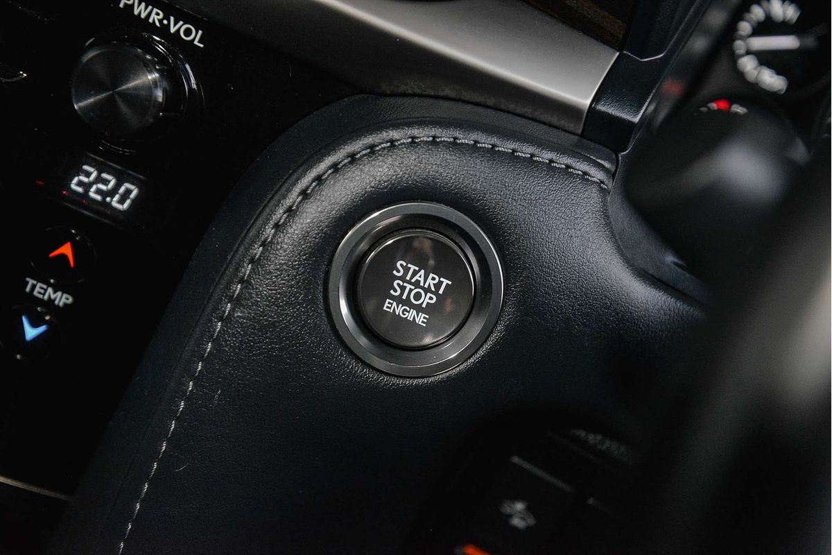 2019 Lexus LX LX570 URJ201R