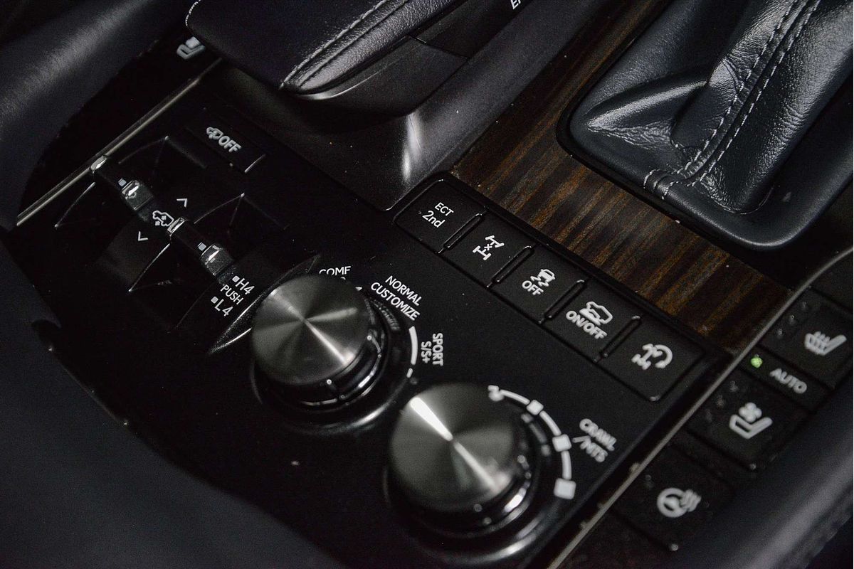 2019 Lexus LX LX570 URJ201R