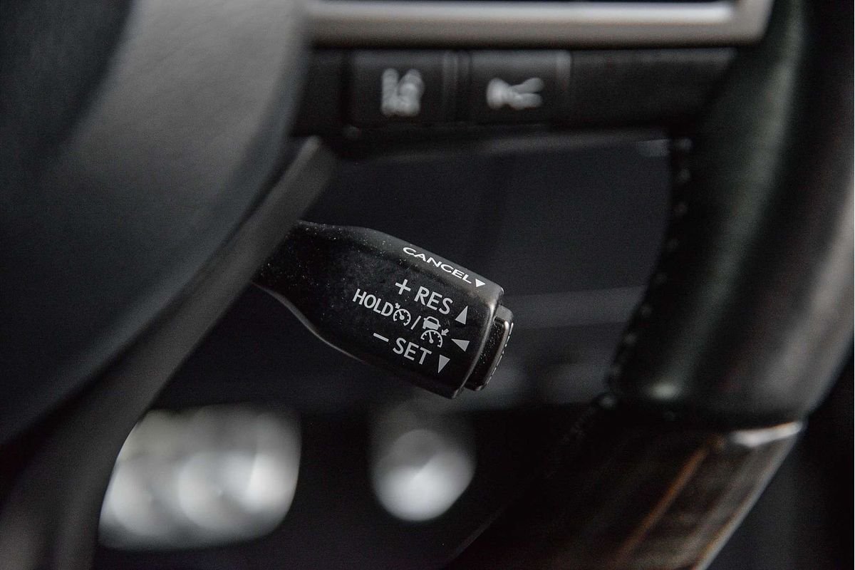 2019 Lexus LX LX570 URJ201R