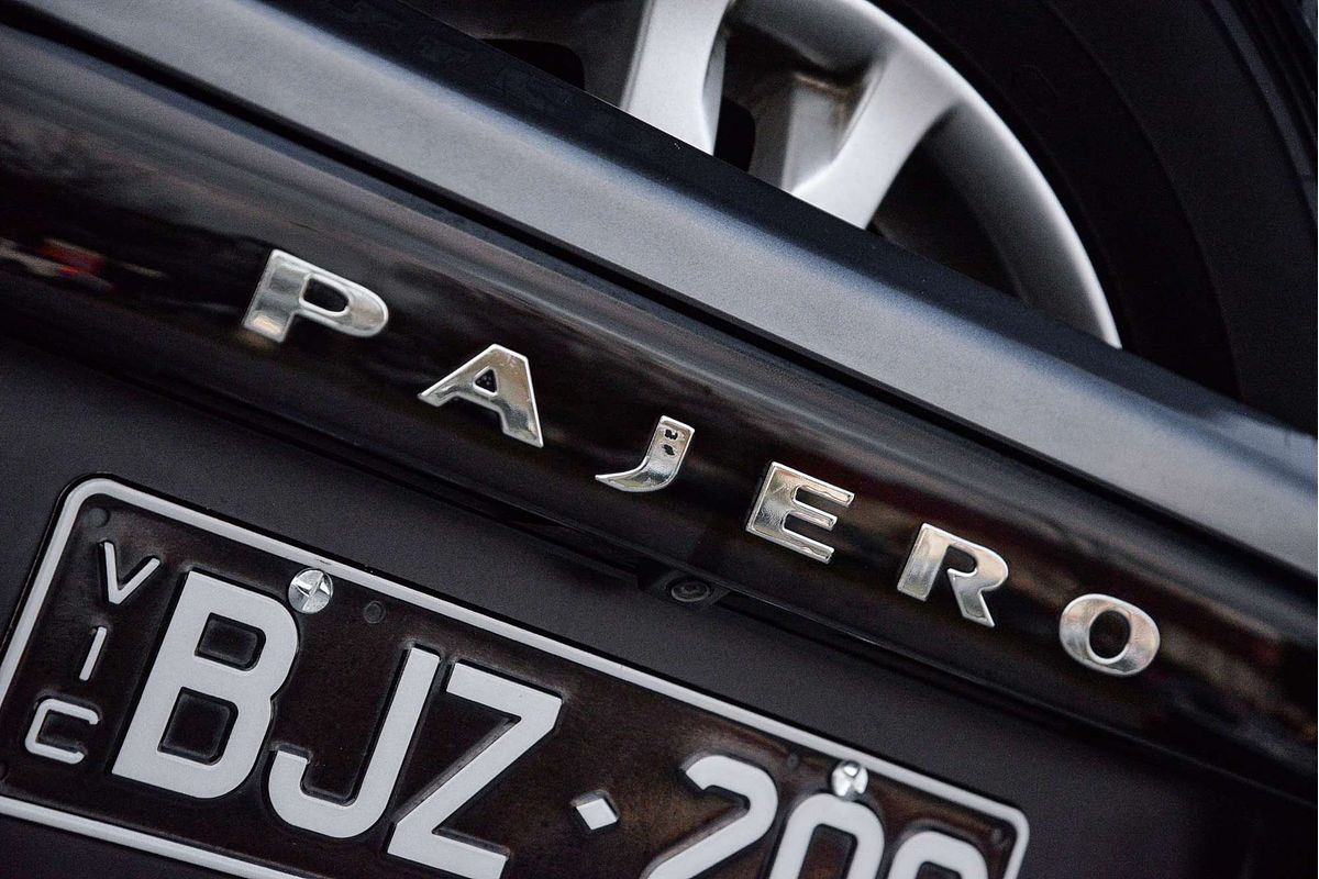 2021 Mitsubishi Pajero GLS NX
