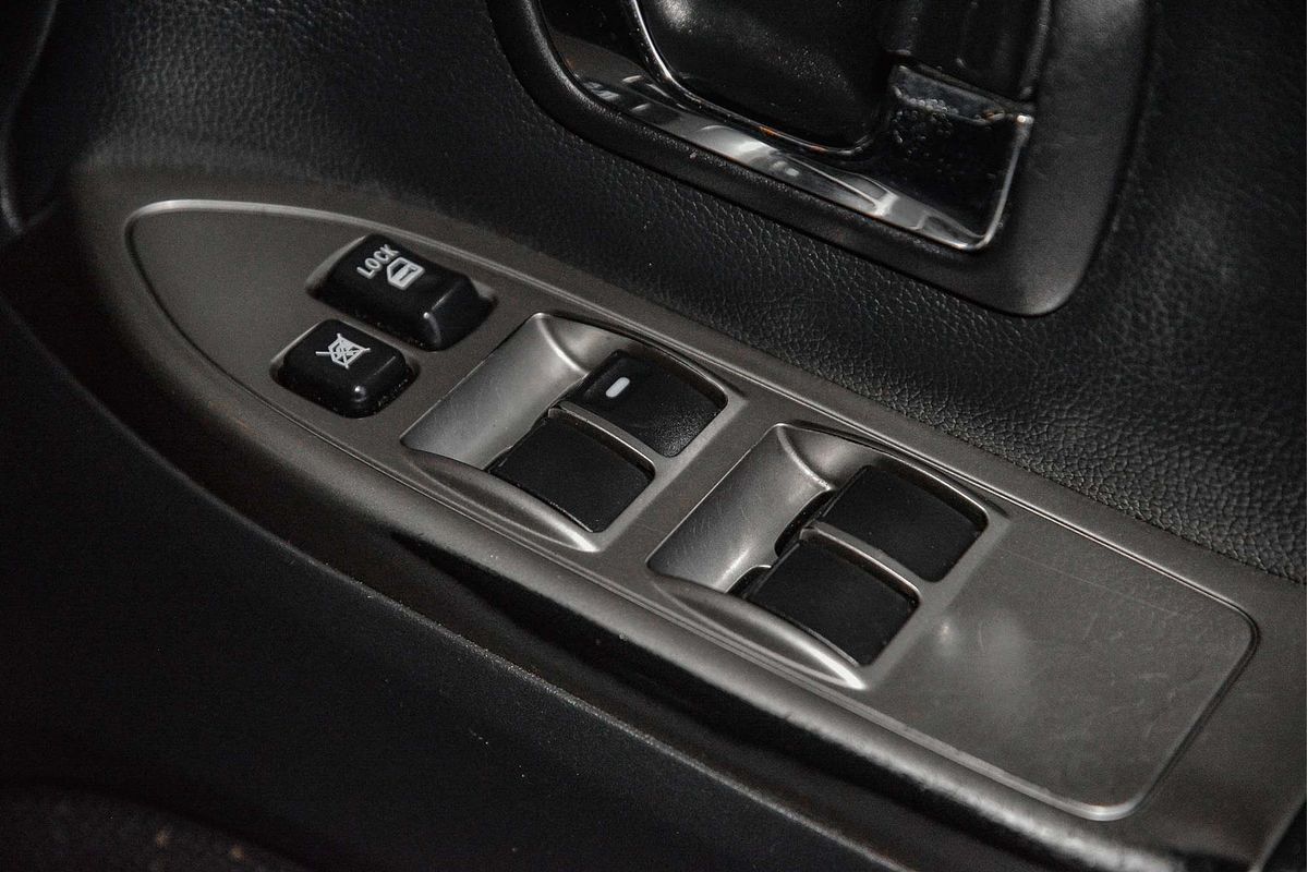 2021 Mitsubishi Pajero GLS NX