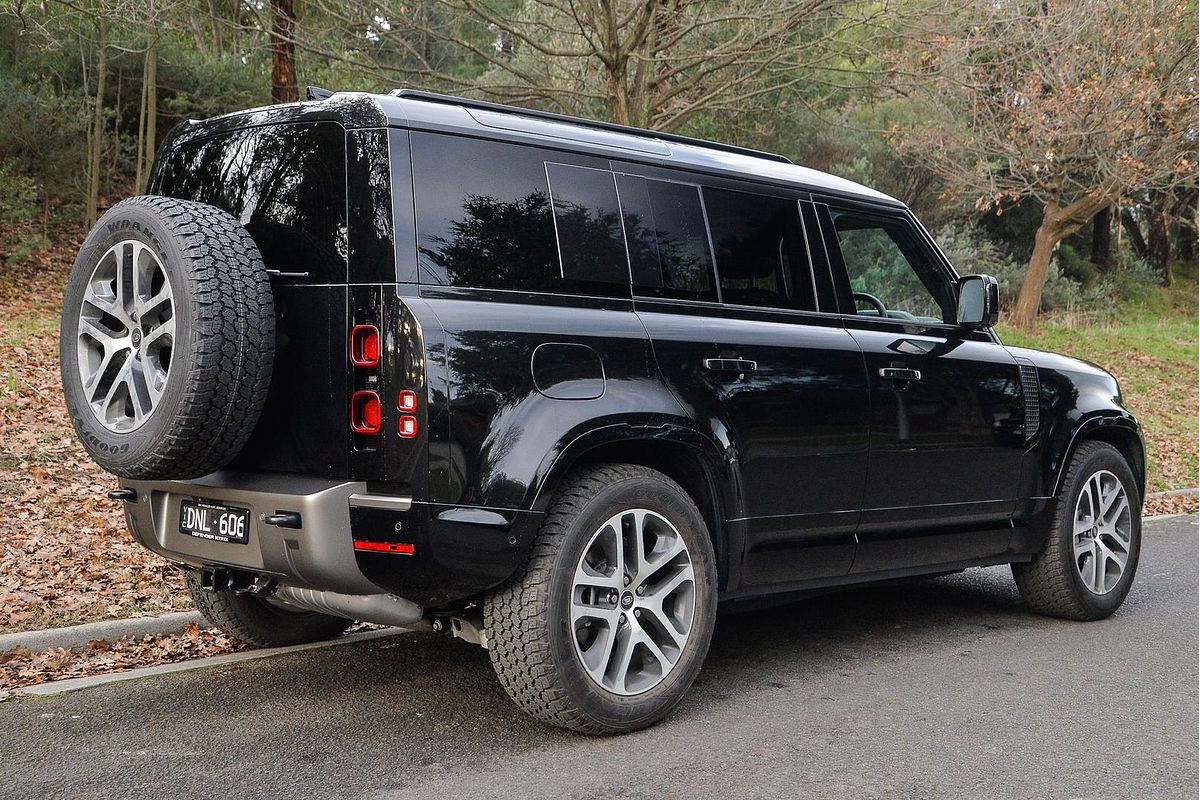 2024 Land Rover Defender 110 D350 X-Dynamic HSE L663
