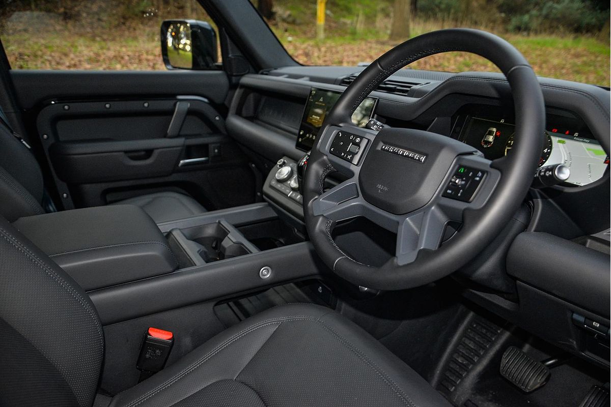 2024 Land Rover Defender 110 D350 X-Dynamic HSE L663