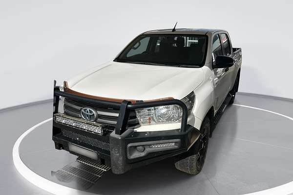2018 Toyota HILUX SR (4x4) GUN126R MY17 4X4