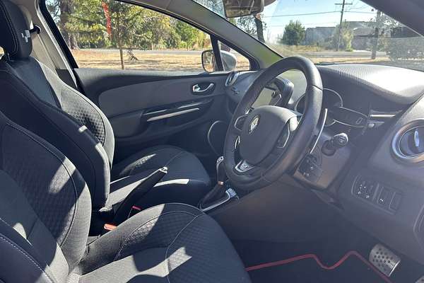 2016 Renault Clio GT IV B98