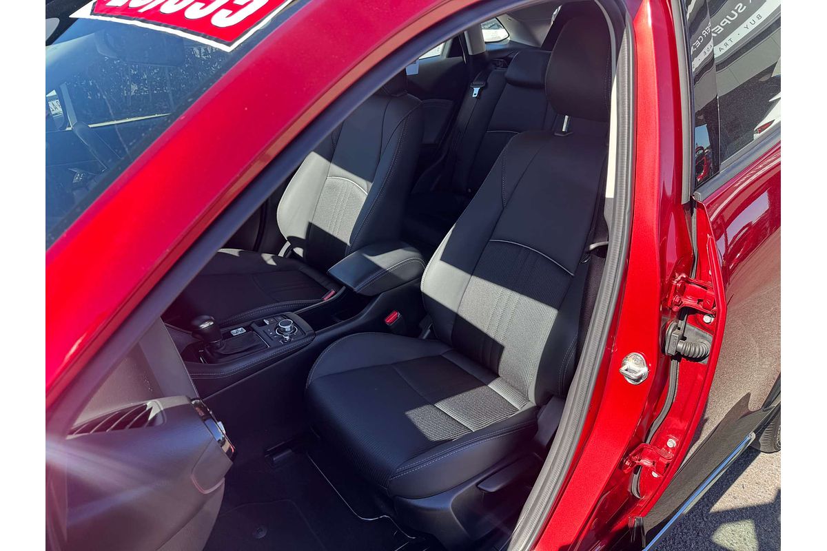 2022 Mazda CX-3 sTouring DK