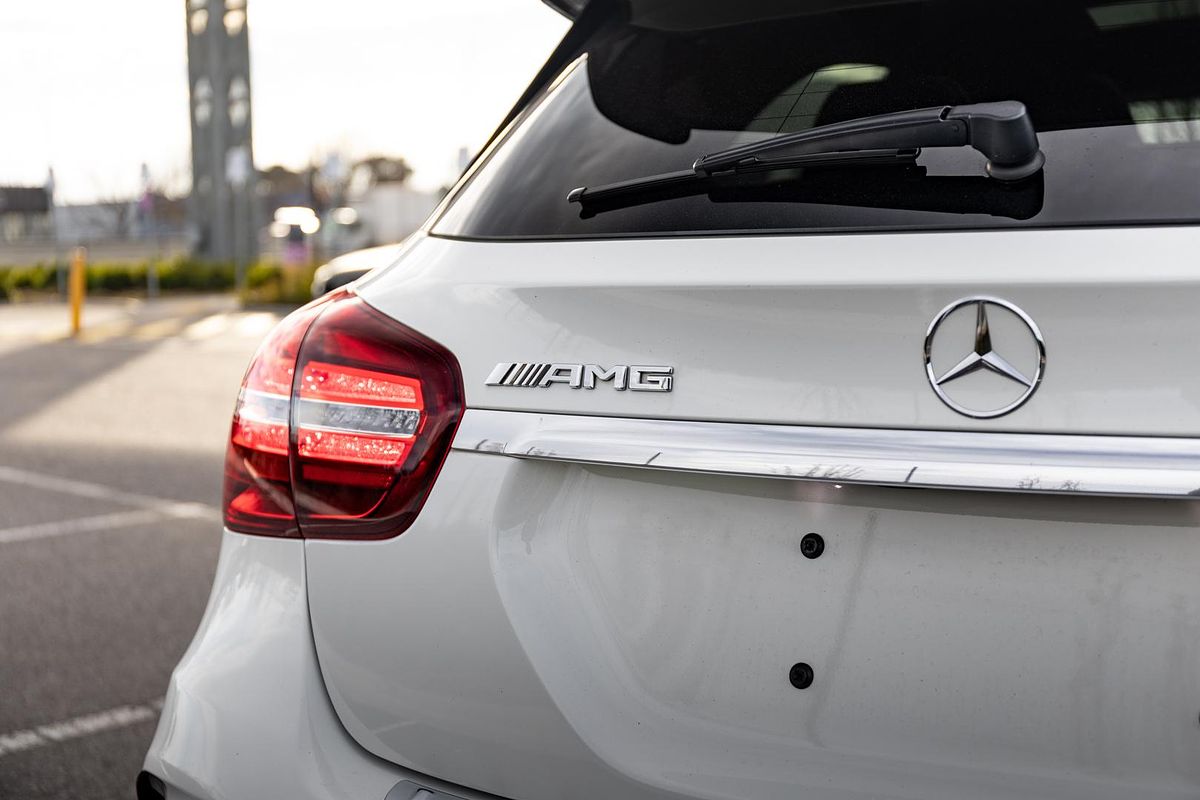 2018 Mercedes-Benz GLA-Class GLA45 AMG X156