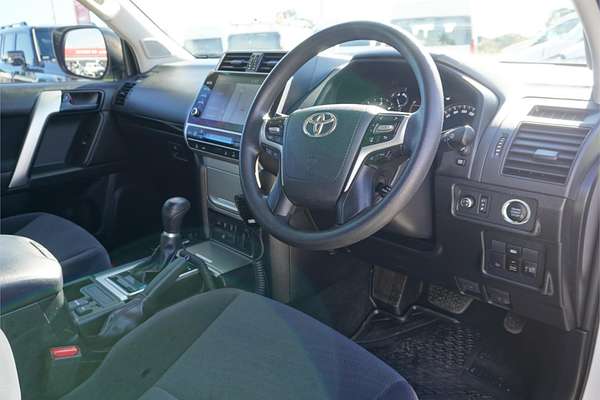 2022 Toyota Landcruiser Prado GX GDJ150R