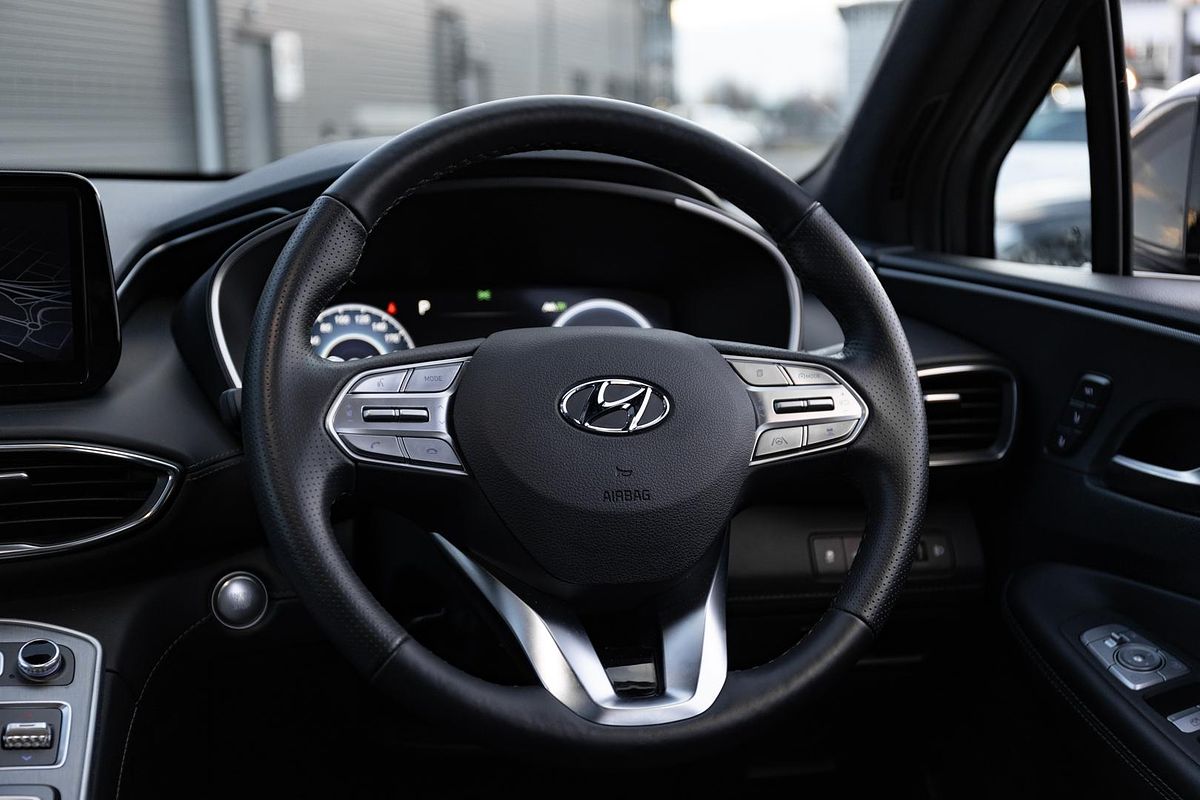 2023 Hyundai Santa Fe Hybrid Highlander TM.V4