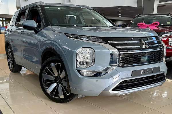 2025 Mitsubishi Outlander Exceed ZM