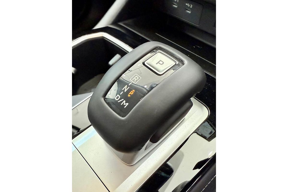 2025 Mitsubishi Outlander Exceed ZM