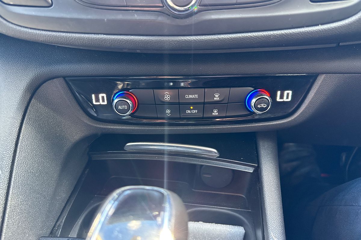 2018 Holden Commodore RS ZB
