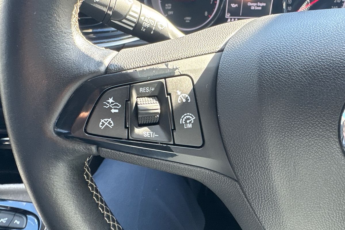 2018 Holden Commodore RS ZB
