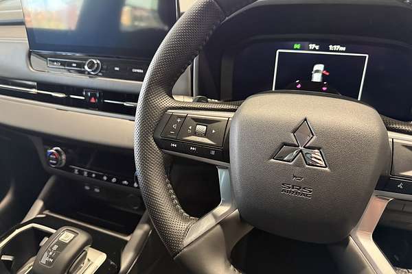 2025 Mitsubishi Outlander Aspire ZM